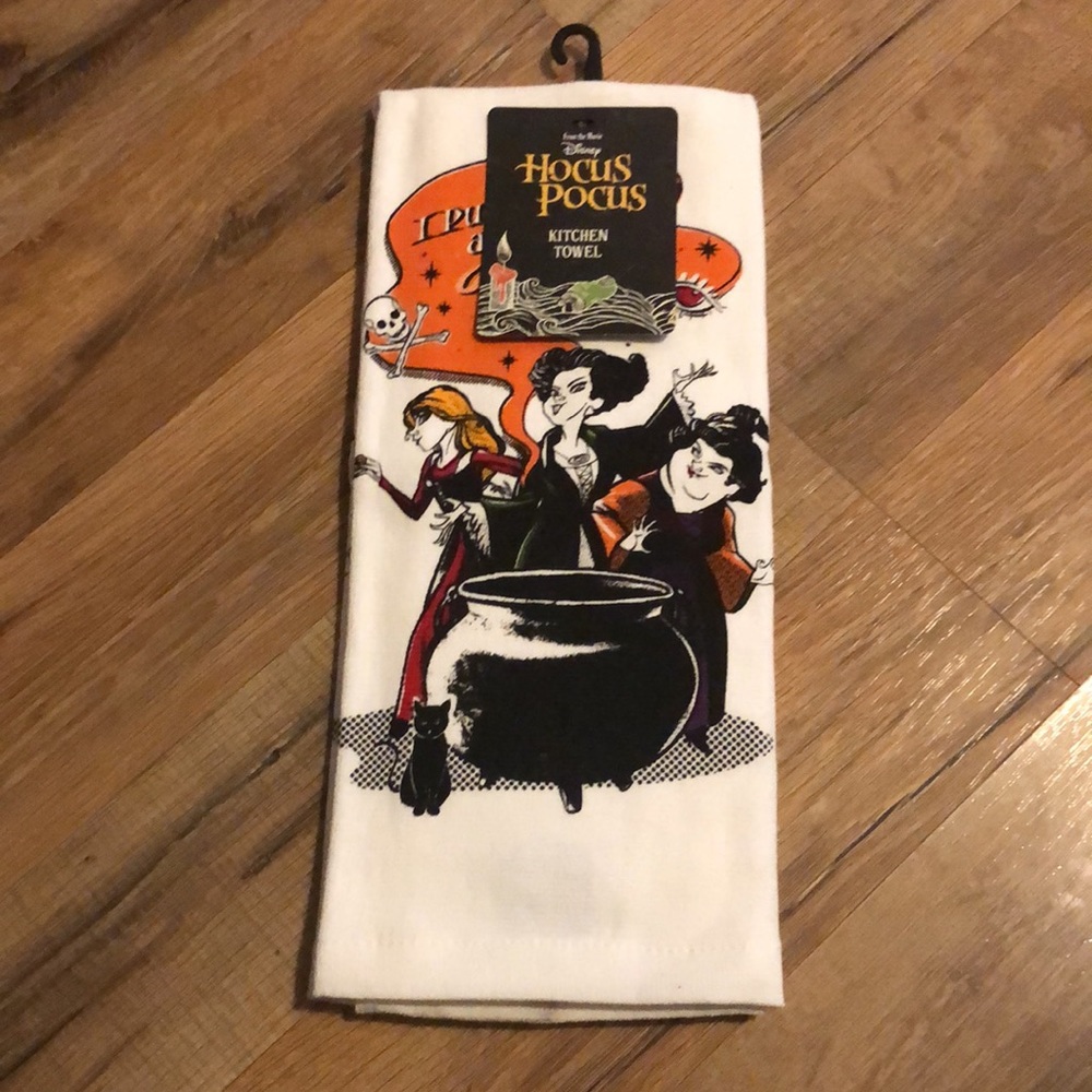 Disney Hocus Pocus Kitchen Towel - Picture 3 of 4